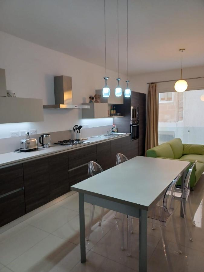 Sliema Apartment Close To Beach Exterior photo